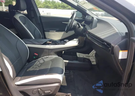 2022 Kia Ev6 Gt-Line z USA, uszkodzony, nr VIN KNDC4DLC9N5050162